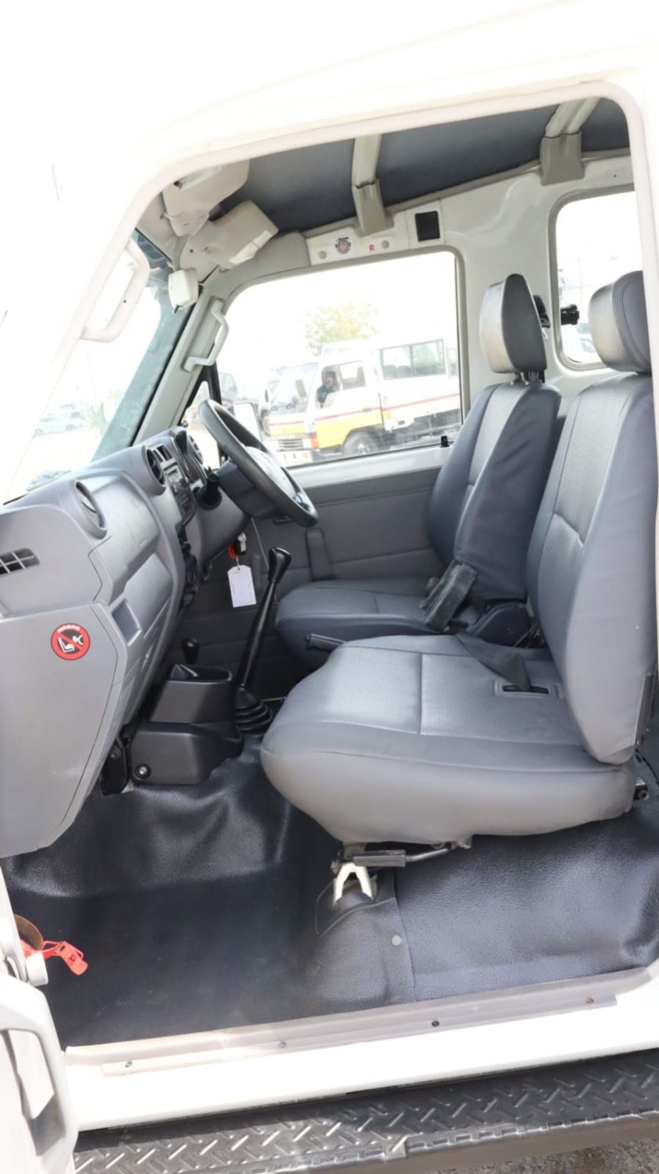 تويوتا لاند كروزر Toyota Landcruiser LC78.  2018 RHD diesel engine