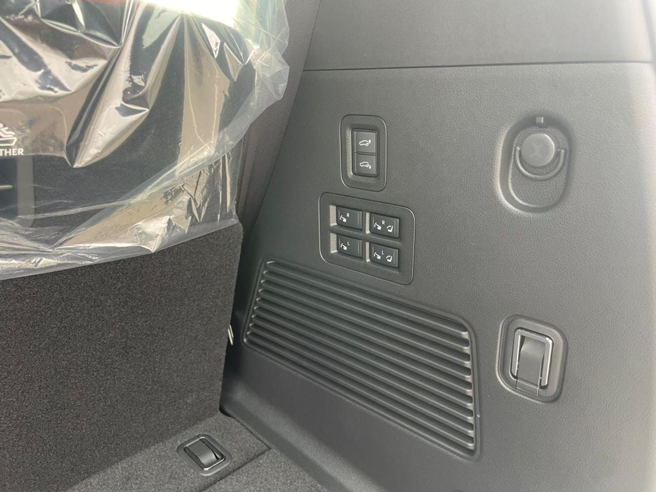 Nissan Patrol NISSAN PATROL PLATINIUM  WITH BLACK ROOF 2026