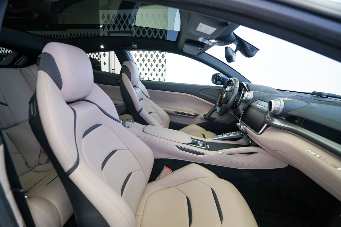 Ferrari GTC4 Lusso T