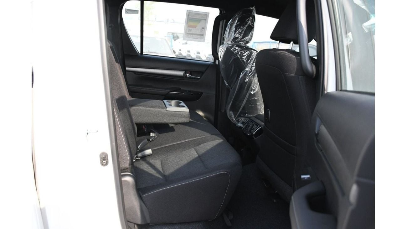 Toyota Hilux 2024 Toyota Hilux Adventure 4.0L V6 Petro ( Ready Stock )