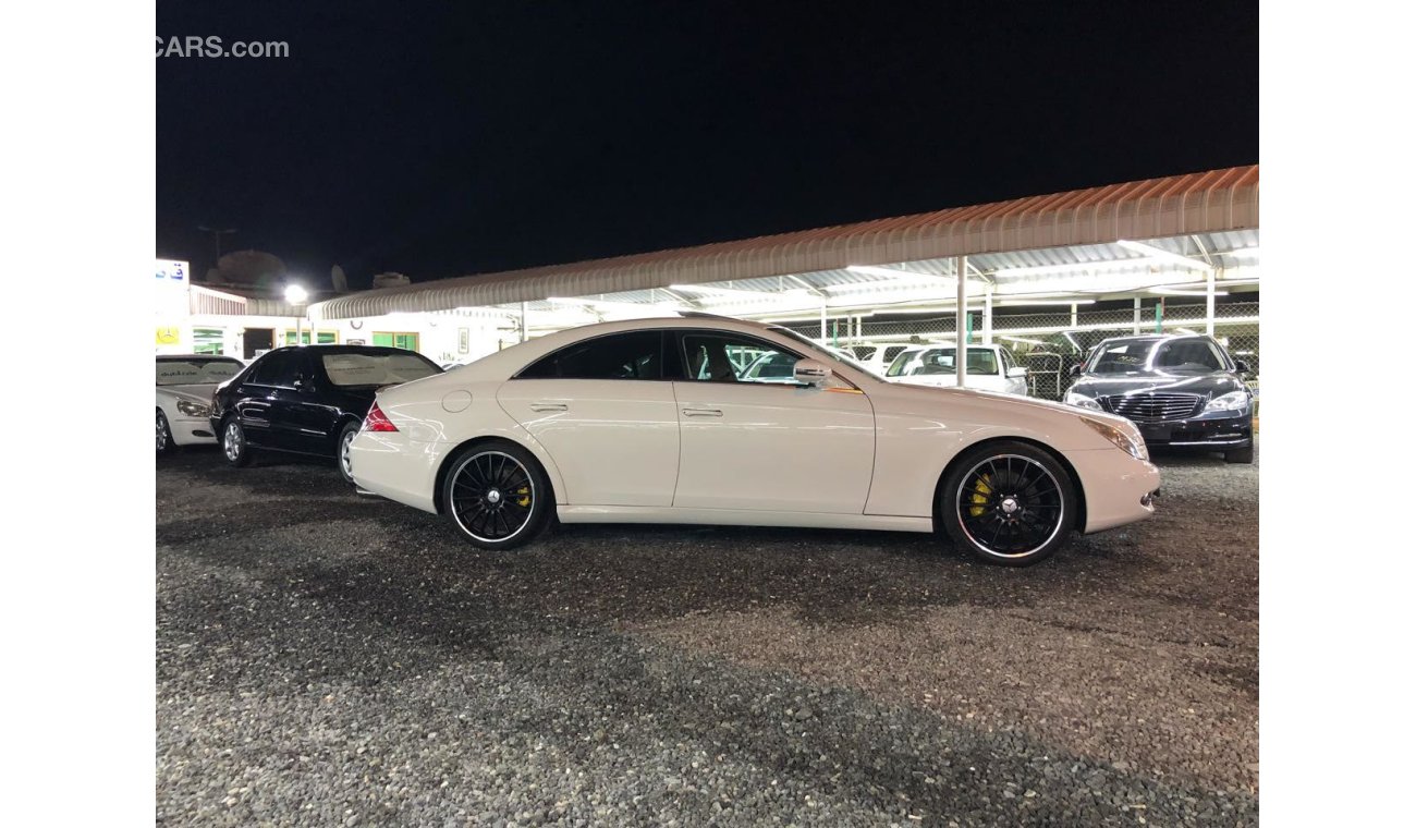 Mercedes-Benz CLS 550 IMPORT JAPAN V.C.C