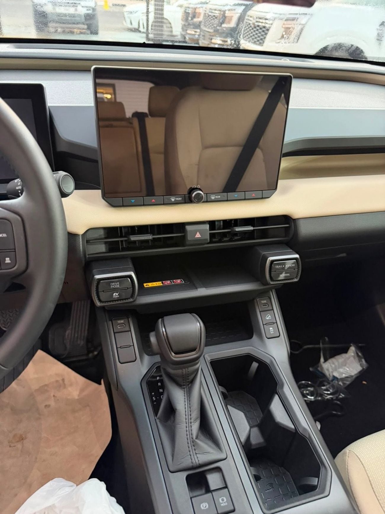 Toyota RAV4 XLE HEV
