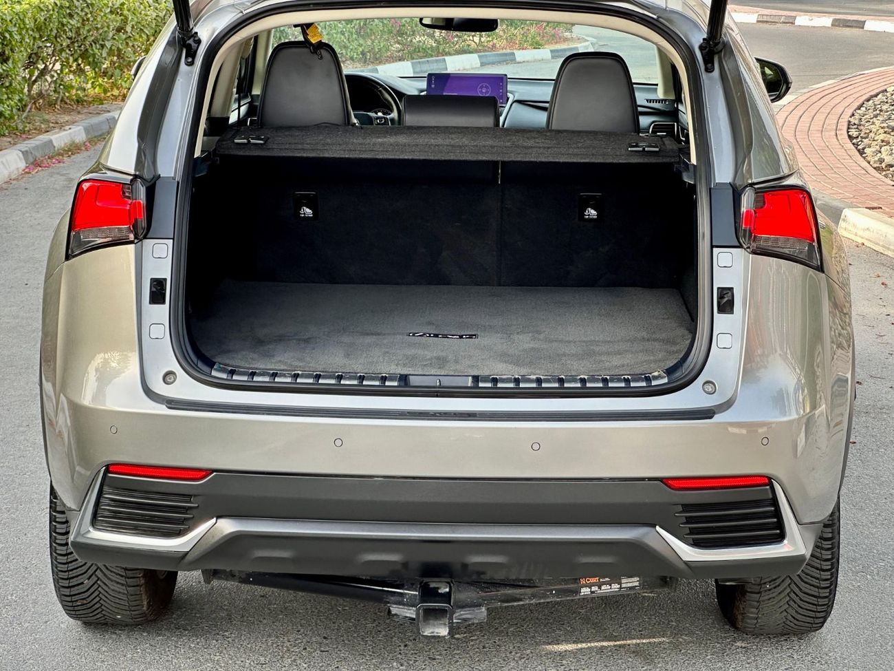 لكزس NX 300 *LEXUS NX300h Hybrid* Full option