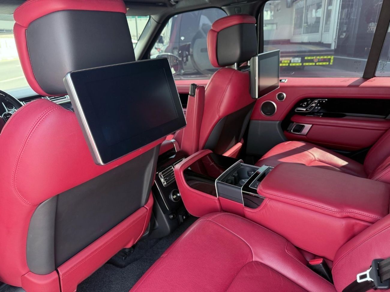 Land Rover Range Rover Autobiography SV 5.0L 2019 RANGEROVER SV AUTOBIOGRAPHY / GCC / FULL SERVICE HISTORY