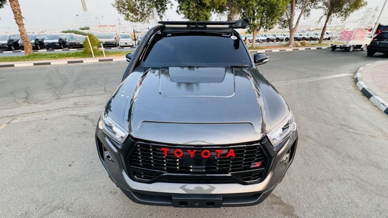 تويوتا هيلوكس -