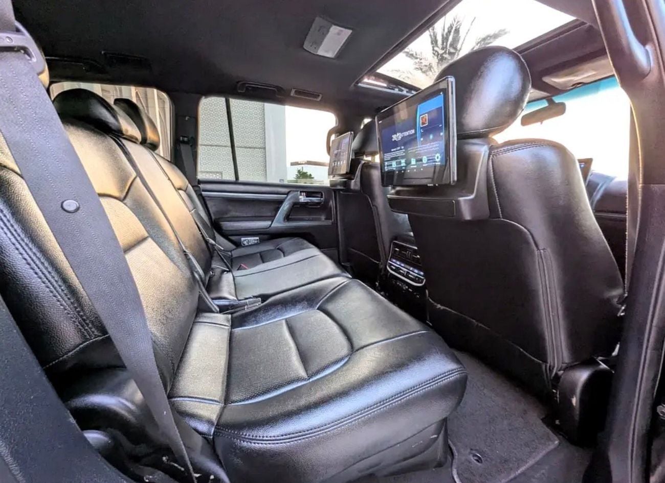 Toyota Land Cruiser GXR 2017 Model Facelift 2025 Shape Exterior and Interior Both Full Option Very Clean and Perfect Con