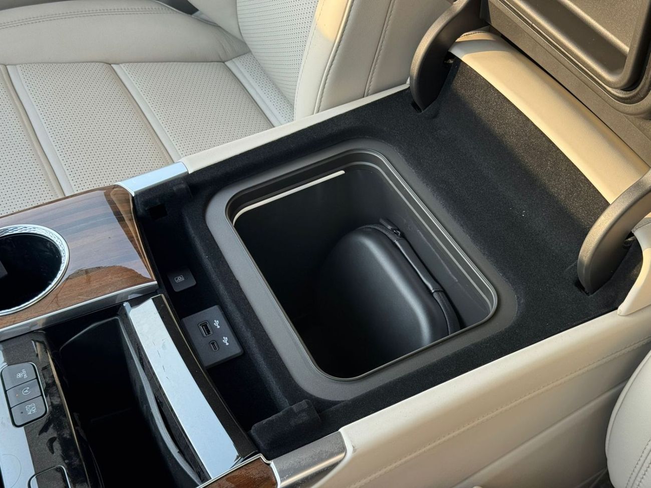 Cadillac Escalade 2025 Cadillac Escalade ESV Sport Platinum 6.2L 4WD