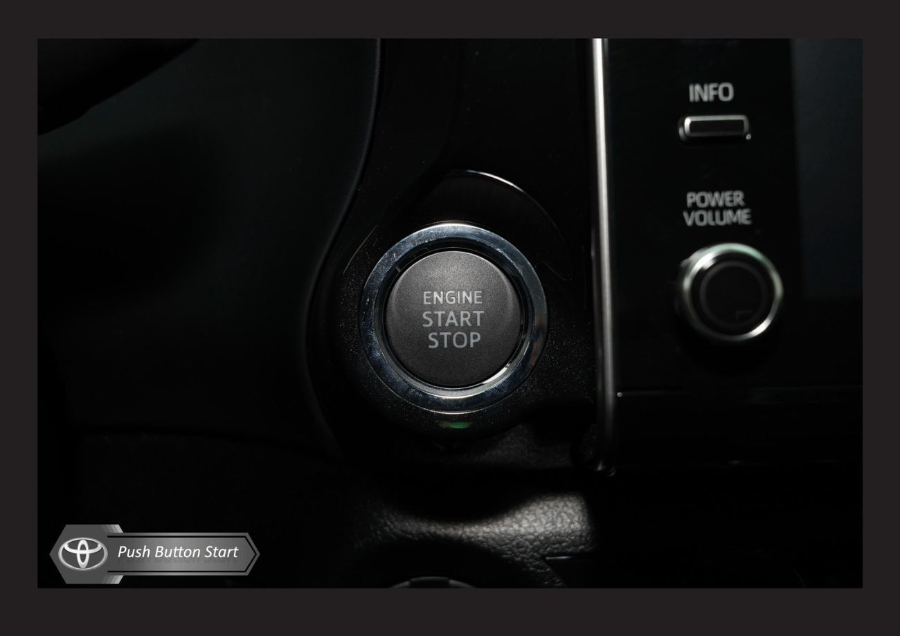 تويوتا هيلوكس ECT0092 - Toyota Hilux DCab GLX - 2.4L Dsl At Full Options - White/Red - African Specs