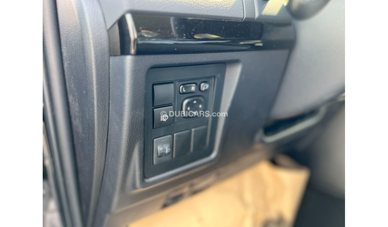 Toyota Prado 2.8L DIESEL A/T 7 SEATER TXL