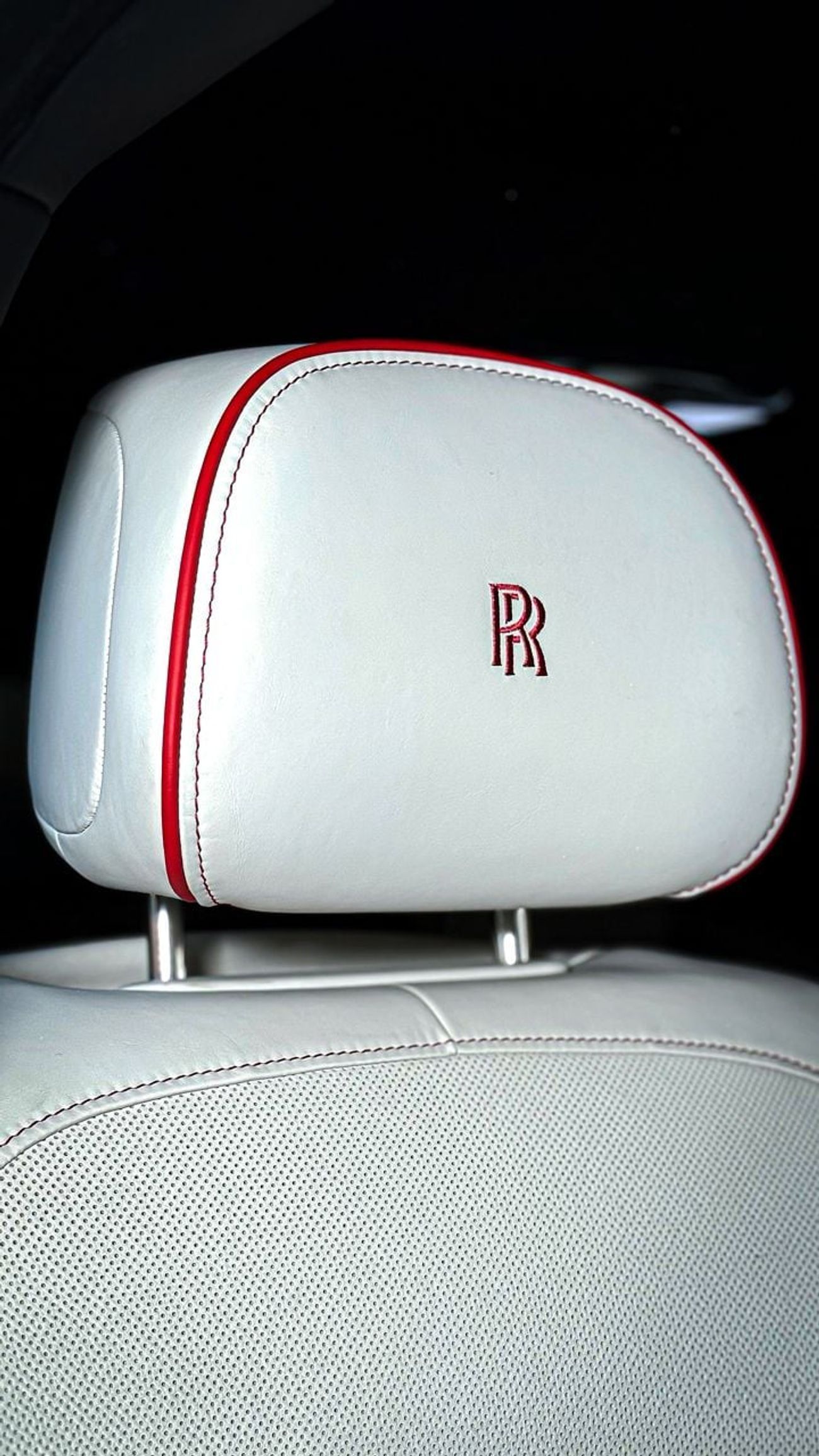 Rolls-Royce Cullinan Blackbadge 2025 Facelift Convert