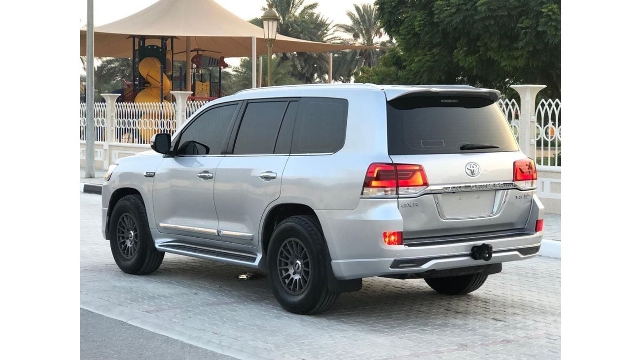 تويوتا لاند كروزر ‎تويوتا لا كروزر 2018 GXR V8 5.7 صبغ وكاله بالكامل فل أوبشن بحاله ممتازه