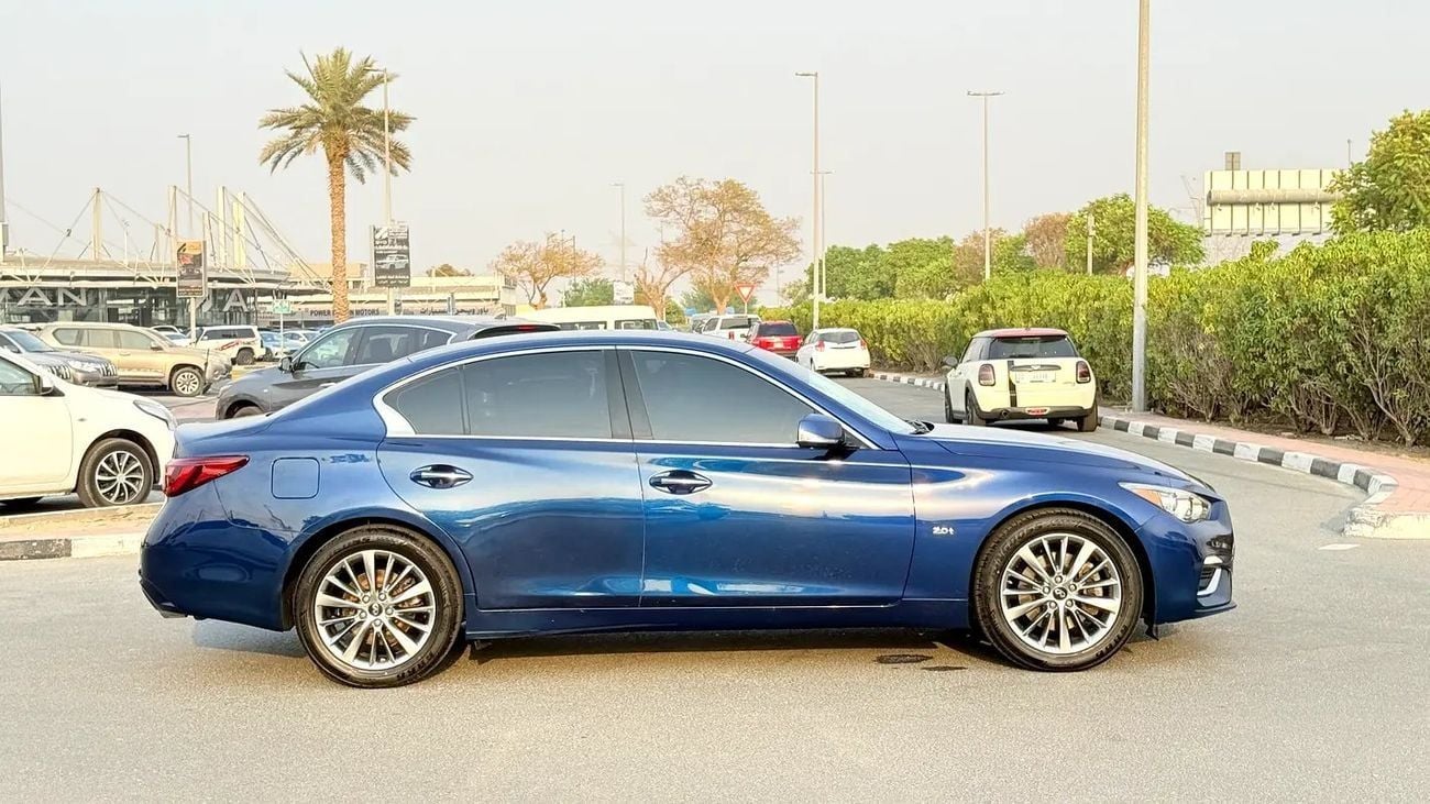إنفينيتي Q50 LUXE 2.0 turbo GCC Specs, excellent condition
