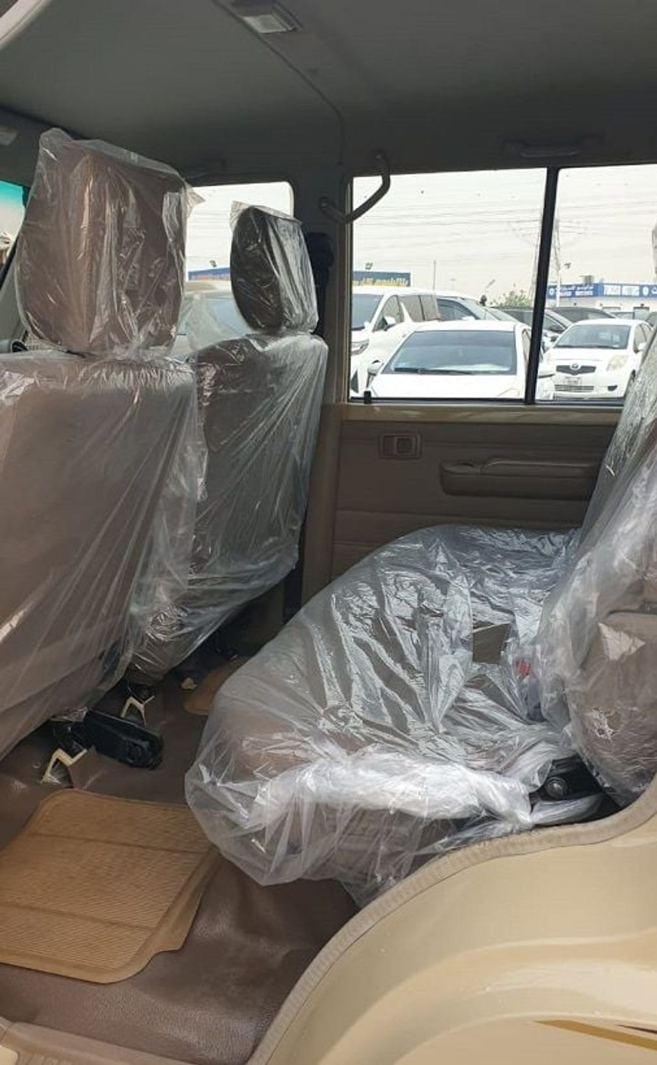 تويوتا لاند كروزر بيك آب Double Cabin 4.5L