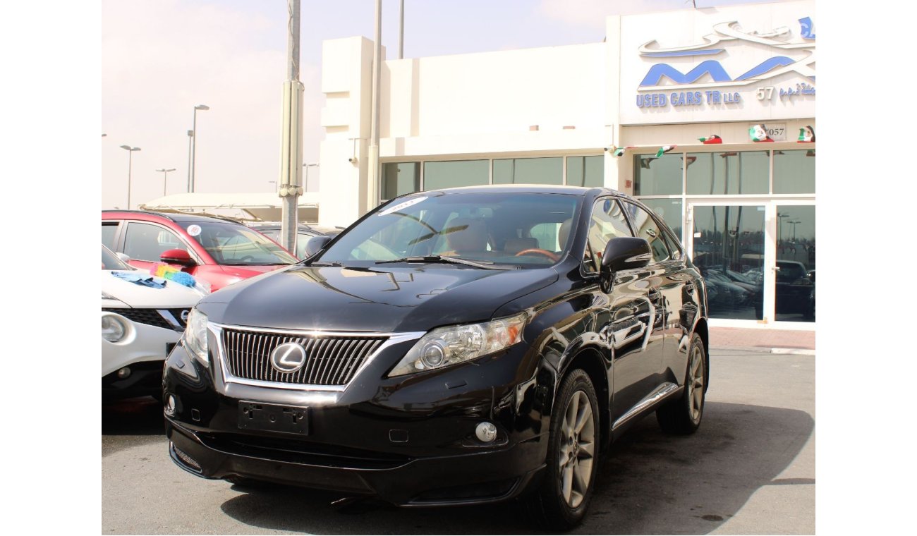 Lexus RX350 ACCIDENTS FREE - GCC - CAR IS IN PERFECT CONDITION INSIDE OUT