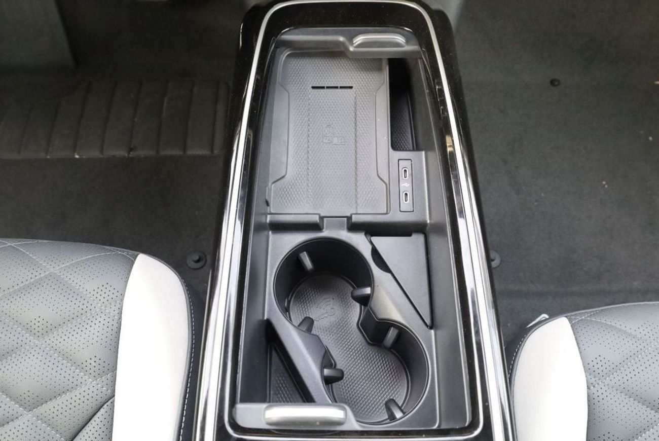 فولكس واجن ID.6 VOLKSWAGEN_ID,6_CROZZ_PRO_2024_FULL_OPTIONS_7SEATS