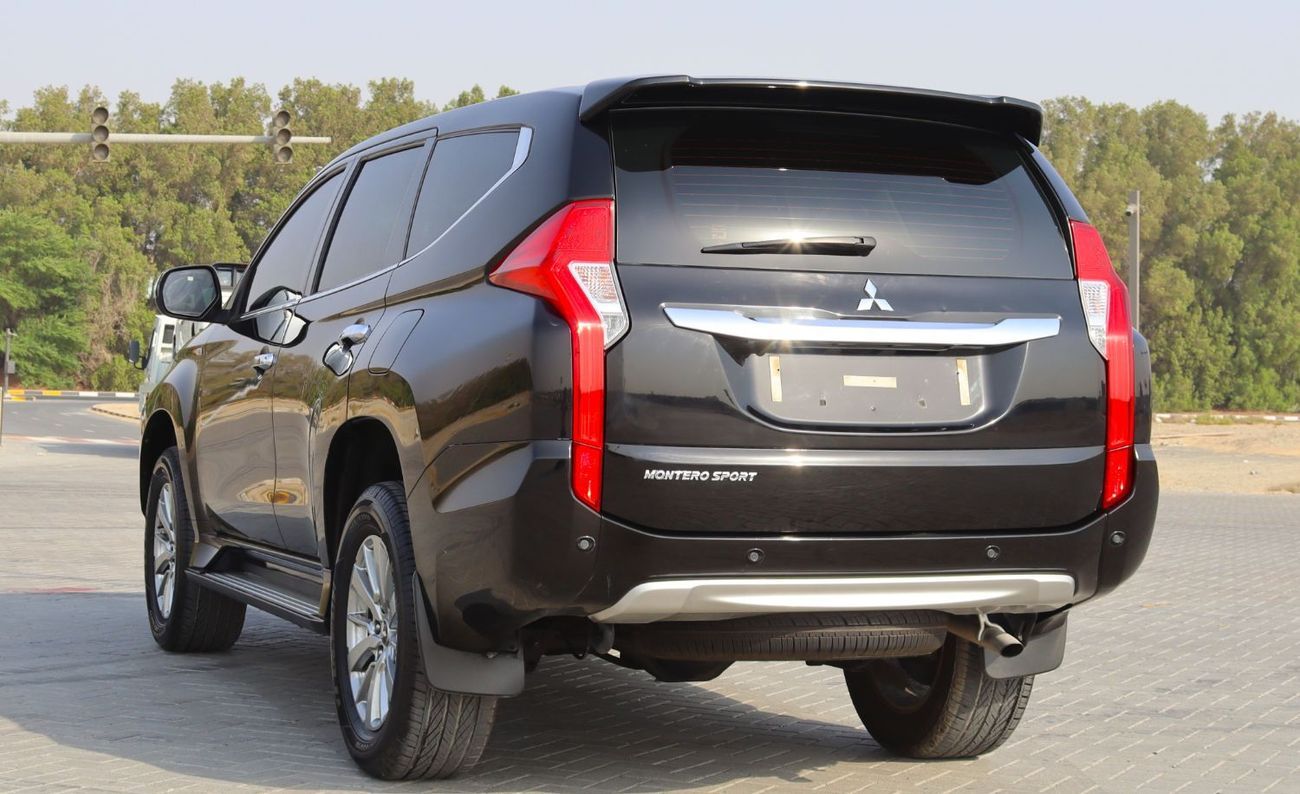 Mitsubishi Montero Sport A 2019 Mitsubishi Montero Sport Gulf model in excellent condition with no accidents, mileage of 112,