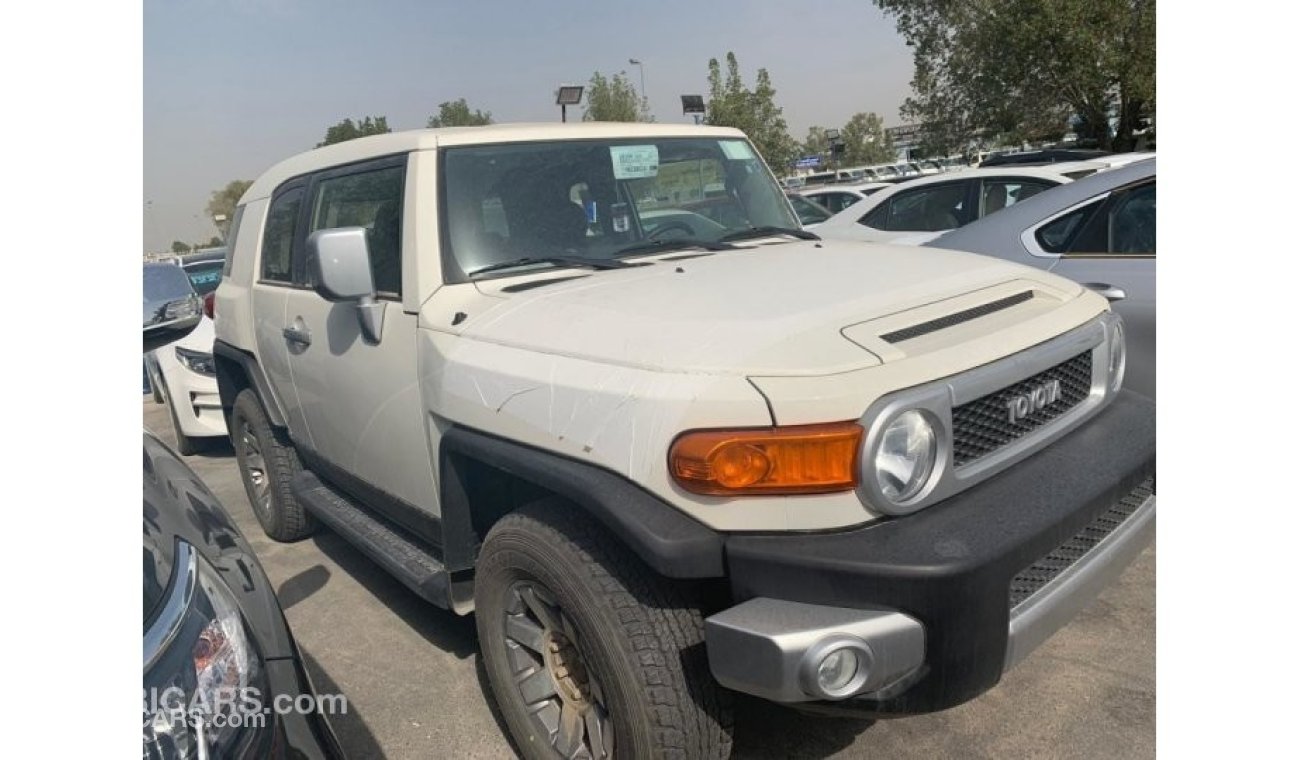 Toyota FJ Cruiser V6