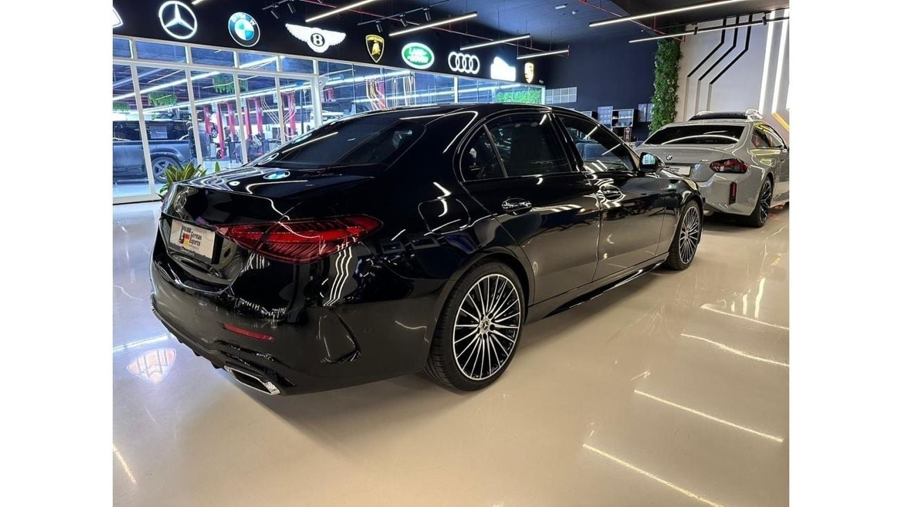 مرسيدس بنز C 200 C200 Premium Plus (Red and Black Interior) | 2024 GCC 0km | DEALER WARRANTY