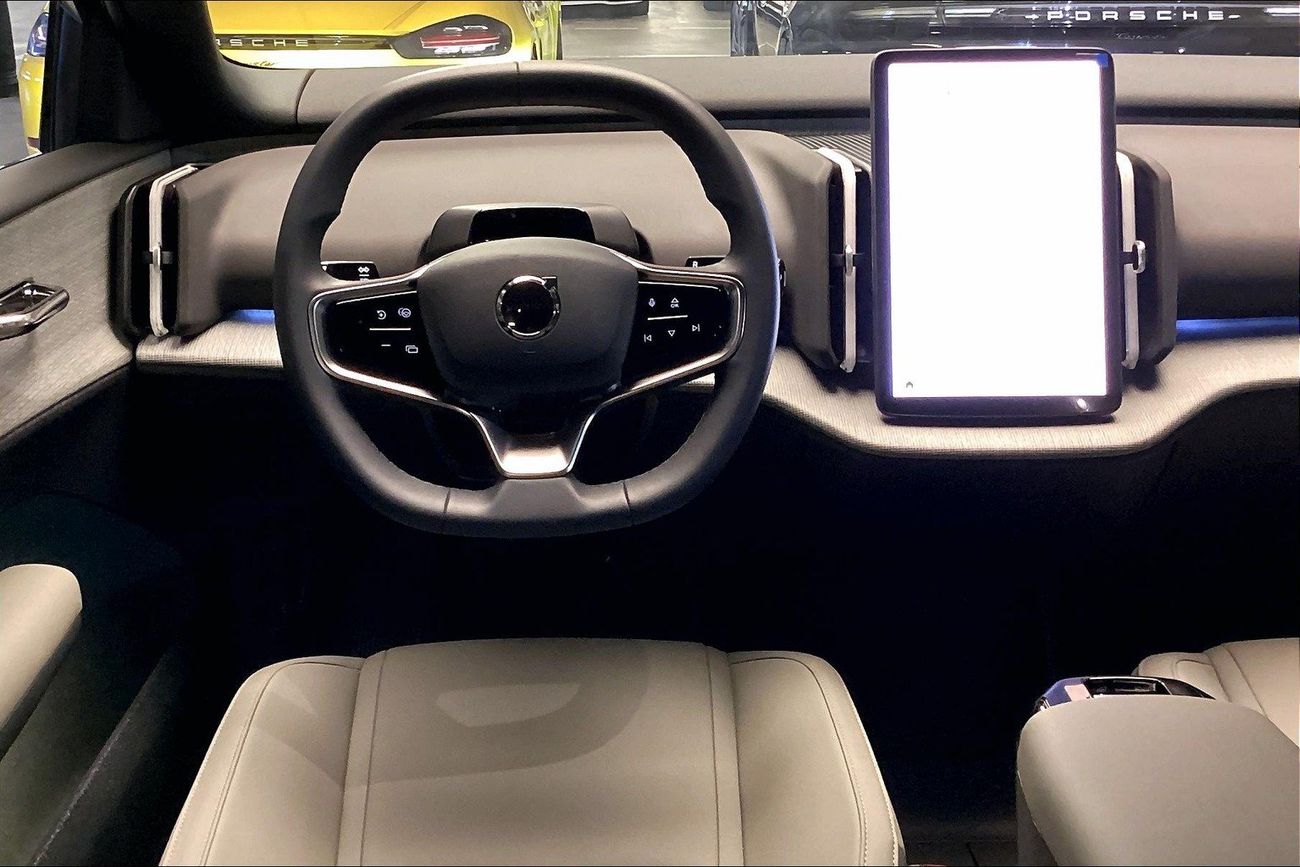 فولفو EX30 Plus | Carnival Sale • UP TO AED 20,000 OFF | شامل الضمان | 0 ﺪﻔﻋﺓ ﺃﻮﻟﻯ