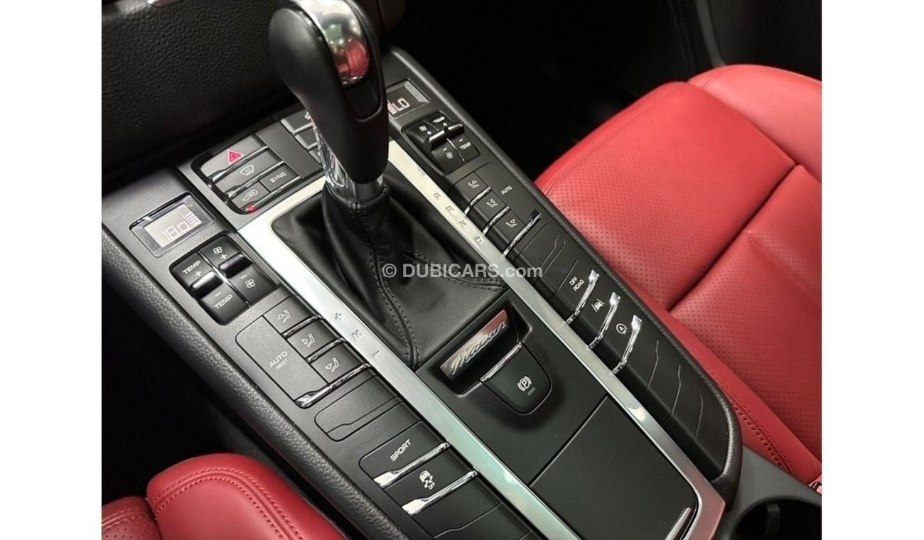 بورش ماكان Std