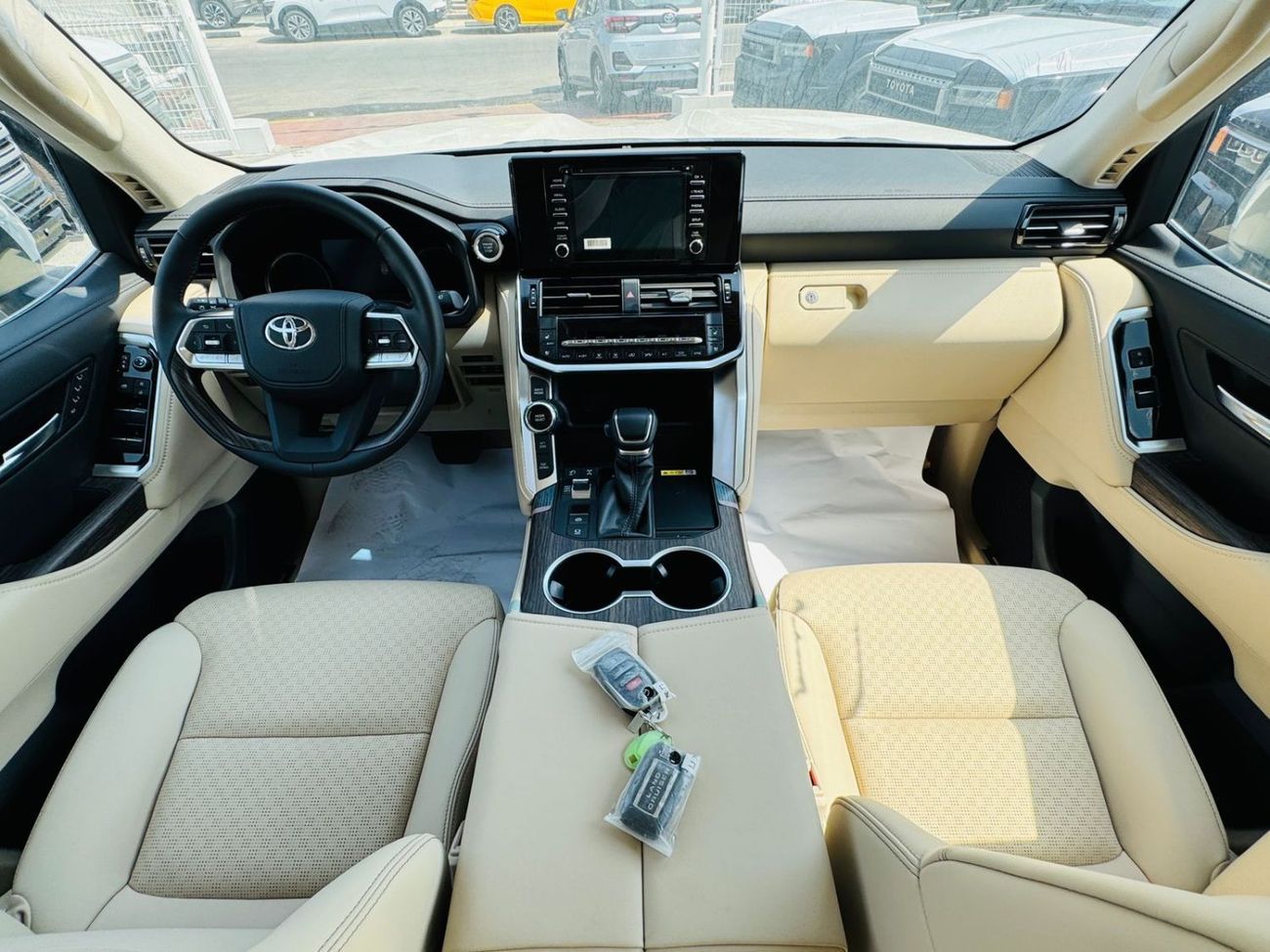 تويوتا لاند كروزر TOYOTA LC 300 VX 3.3L DSL MID/O A/T WHITE 2024
