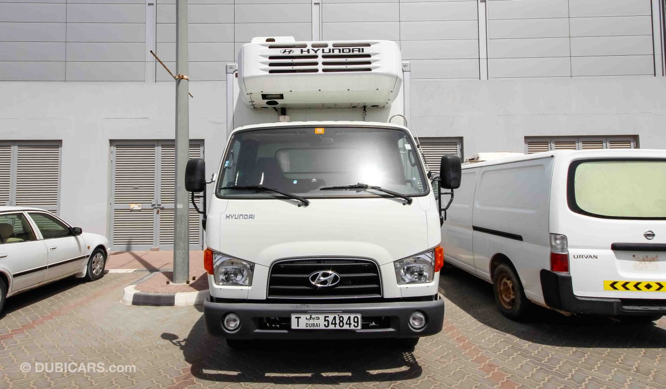 Hyundai HD 72 Reefer Truck