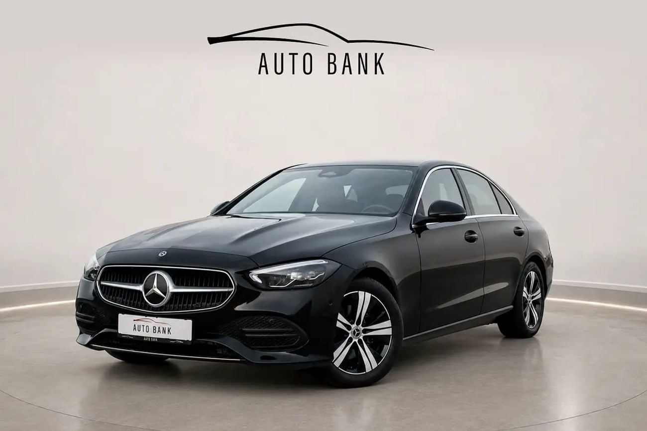 Mercedes Benz C300 STD (NON GCC) C300 German Specs