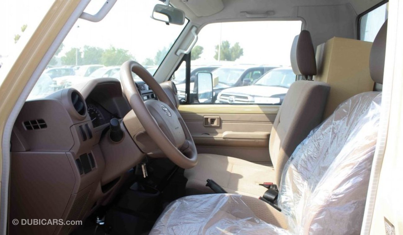 Toyota Land Cruiser Pick Up تويوتا لاندكروزر بيك اب بنزين SINGLE CAB LX 4.0L V6 gasoline M/T