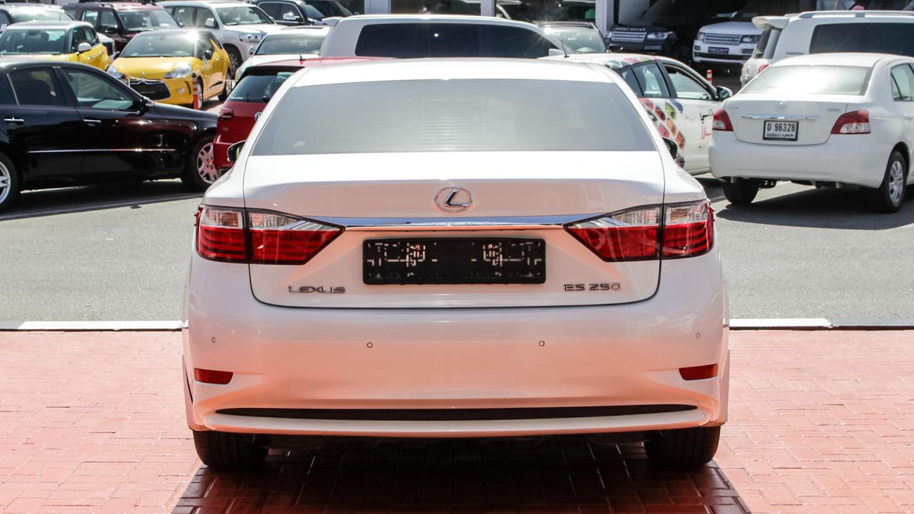 Lexus ES250
