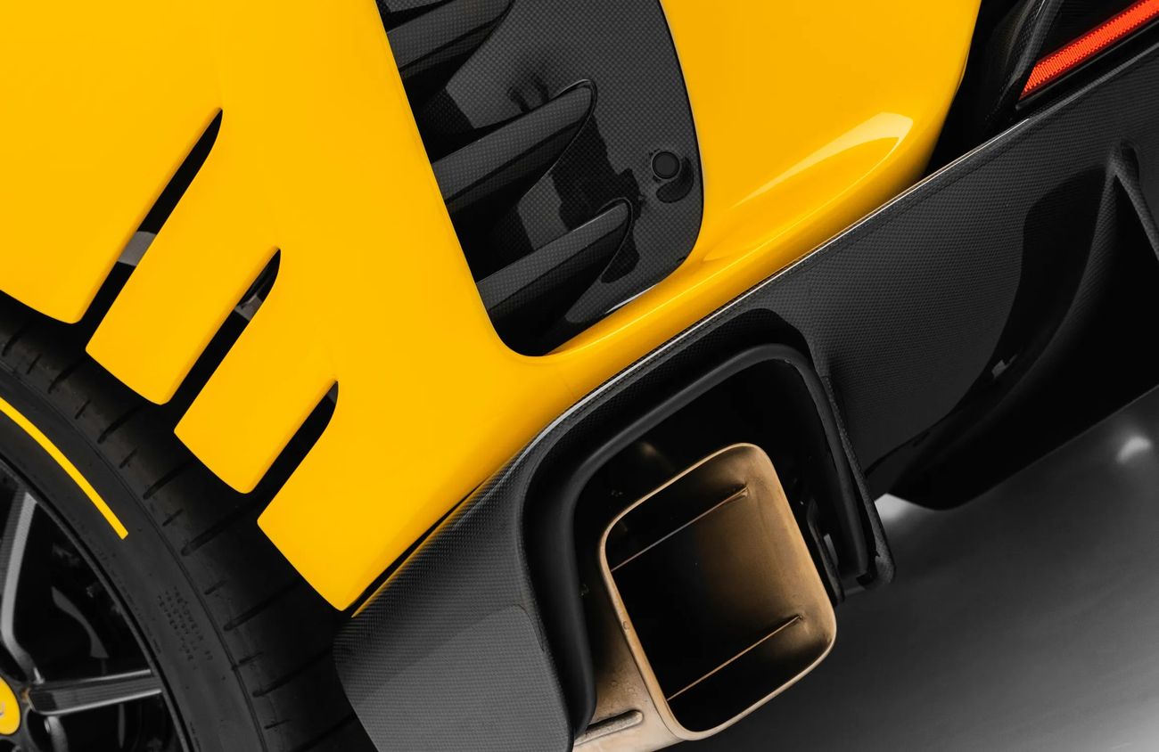 Ferrari 812 Competizione 6.5L V12 Naturally Aspirated Engine