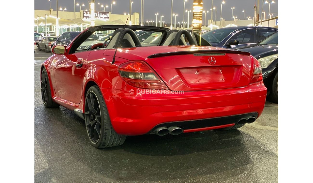 Mercedes-Benz SLK 55 AMG Mercedes Benz SLK 55 AMG, convertible, GCC, in perfect condition