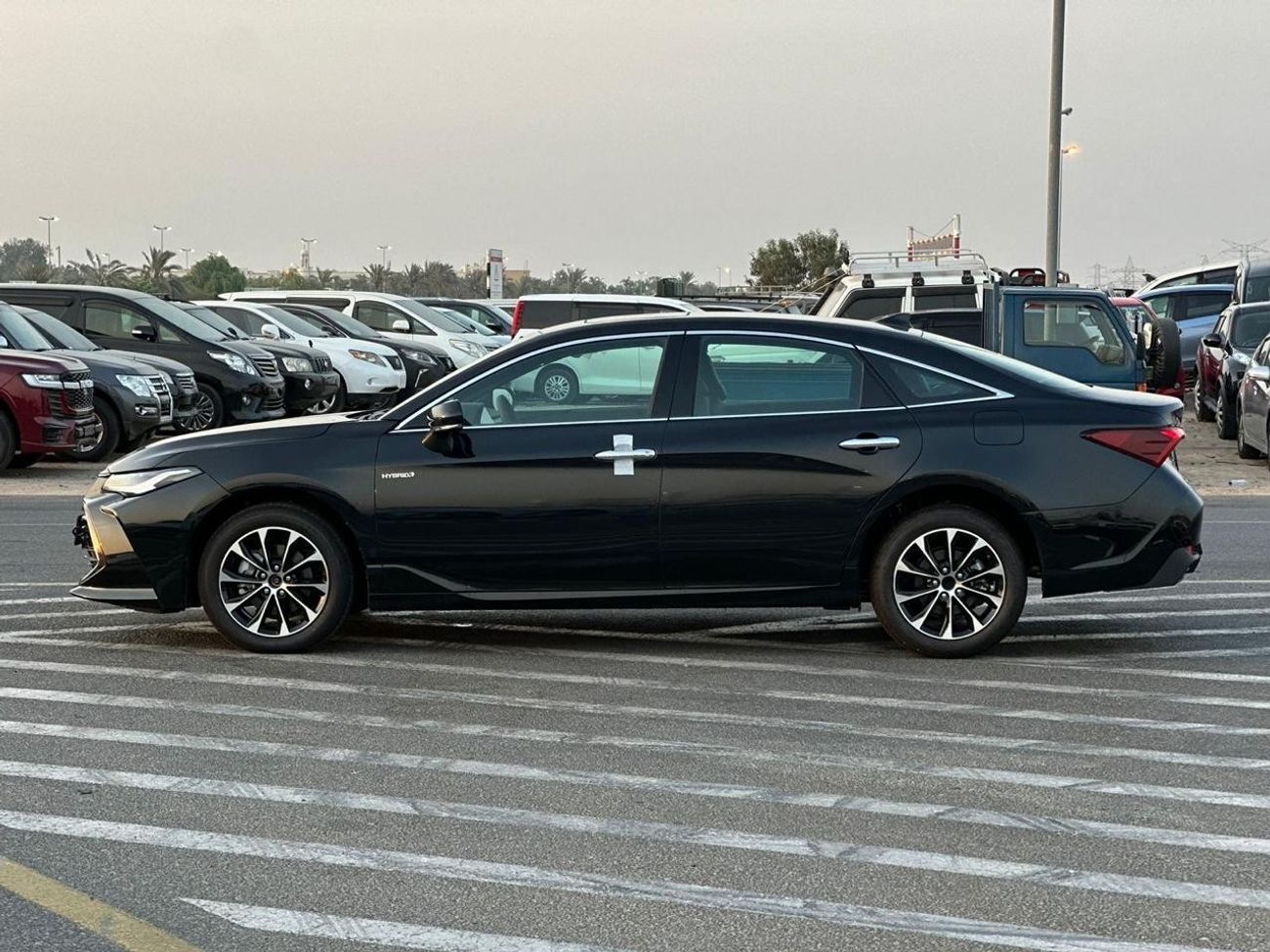 تويوتا افالون TOYOTA AVALON XLE 2.5L HYBRID 2024