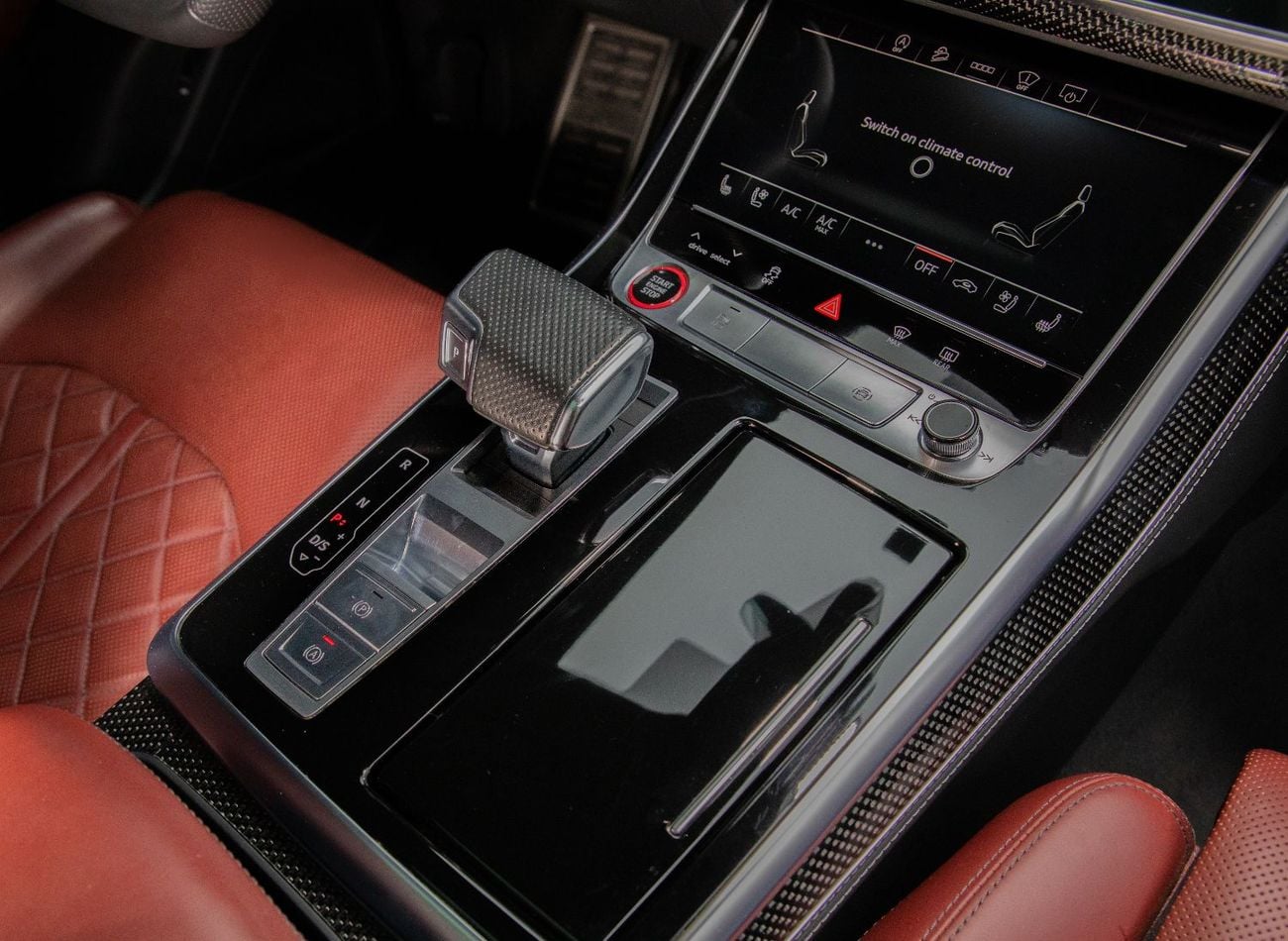 أودي SQ8 4.0 TFSI quattro (507 HP)