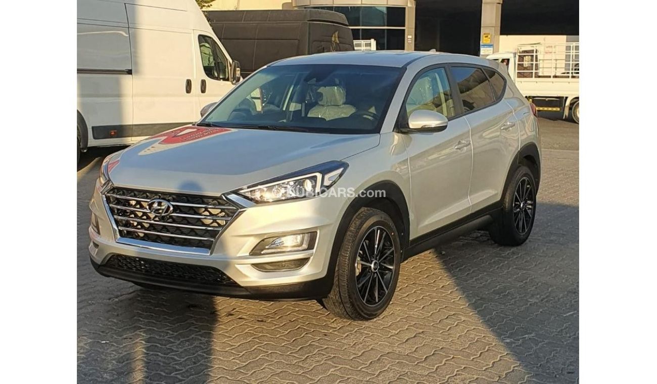 Hyundai Tucson SE - Full Option