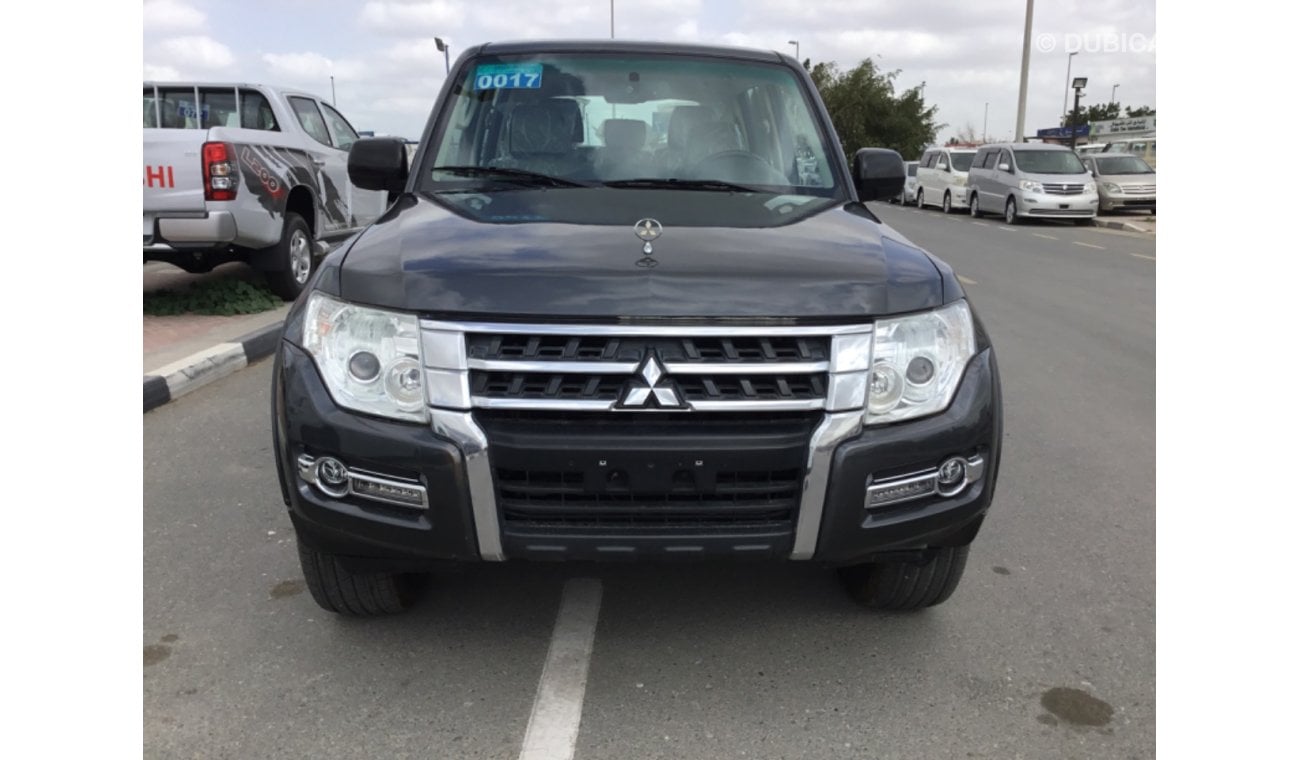 Mitsubishi Pajero 2017 GRAY COLOUR GCC SPECIFICATION