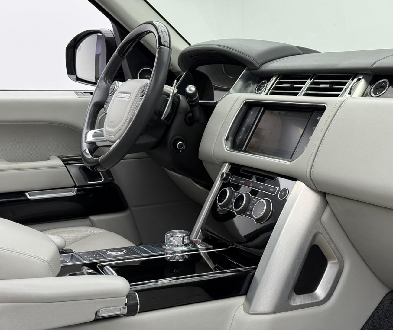 لاند روفر رينج روفر Autobiography SV 5.0L 2016 Range Rover Vogue SV Autobiography, Full Agency Service History, Excellen