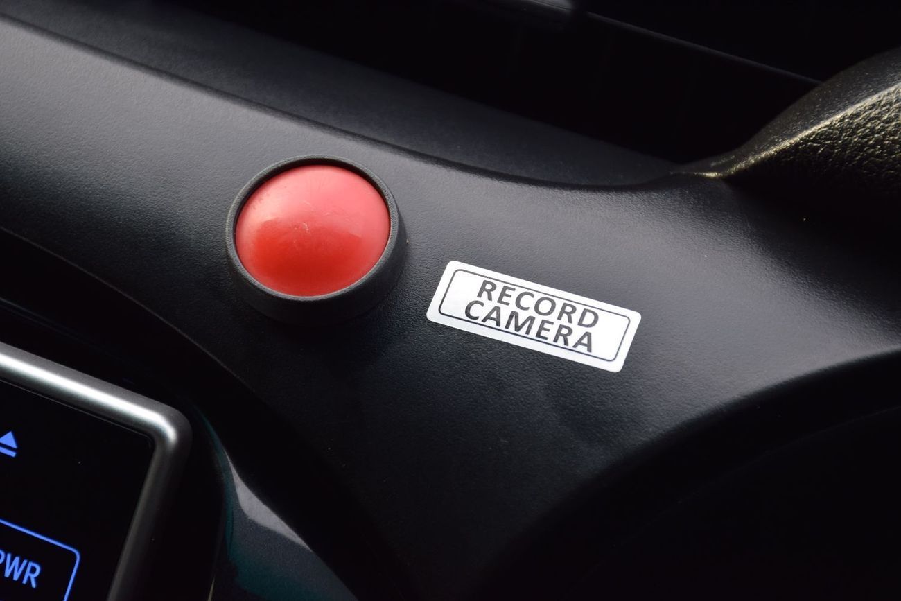 Toyota Hilux 4X4 DIESEL 2.8L Right Hand (Export Only)