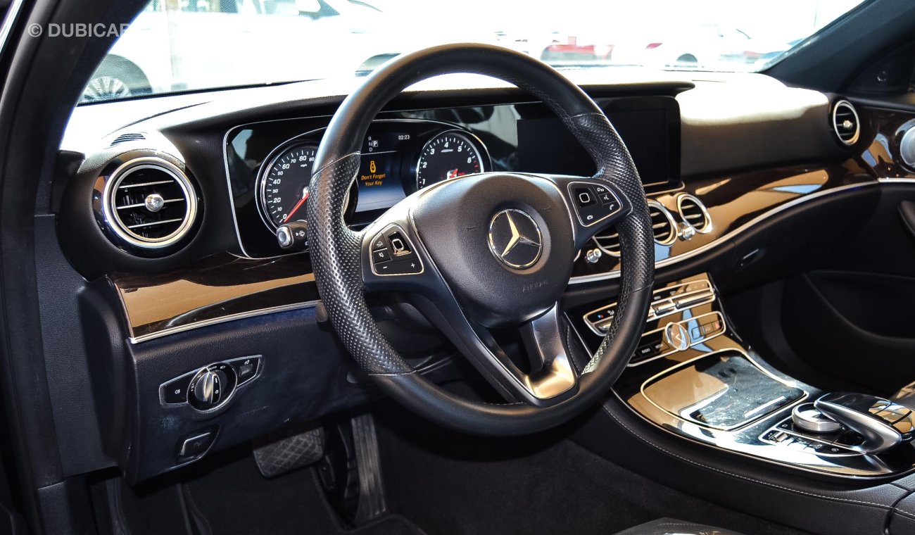 Mercedes-Benz E300 4matic