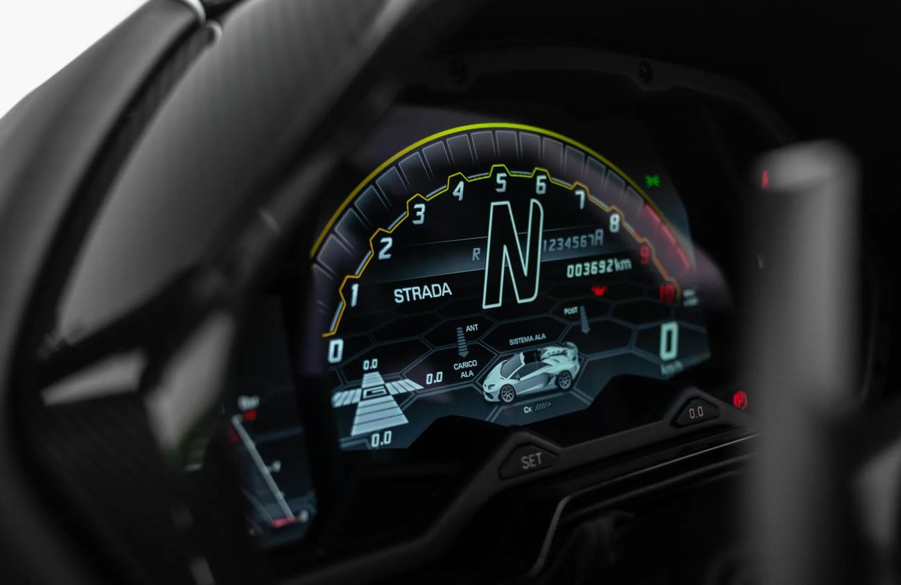 Lamborghini Aventador 6.5L V12 Naturally Aspirated Engine