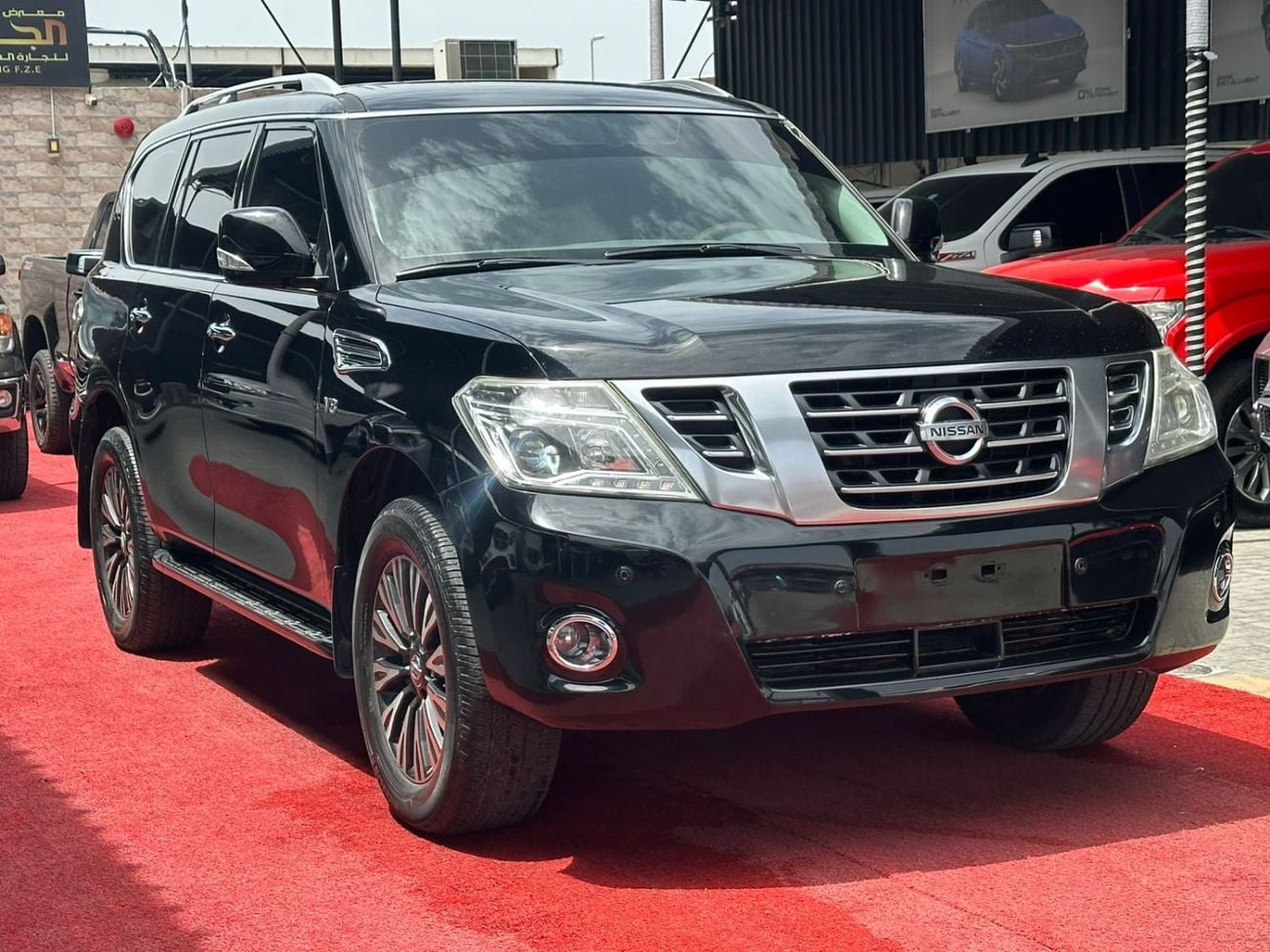 نيسان باترول 8 سلندر (V8) سعة 5.6 لتر (الماكينة الكبيرة 400)