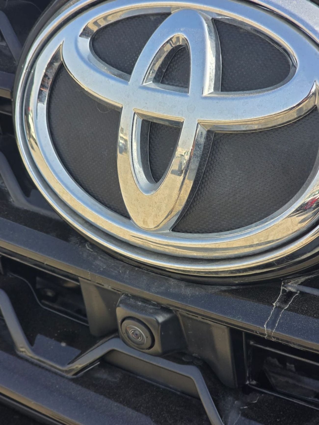 Toyota Fortuner VXR 4.0L PETROL A/T SR5 V6  7 SEATER