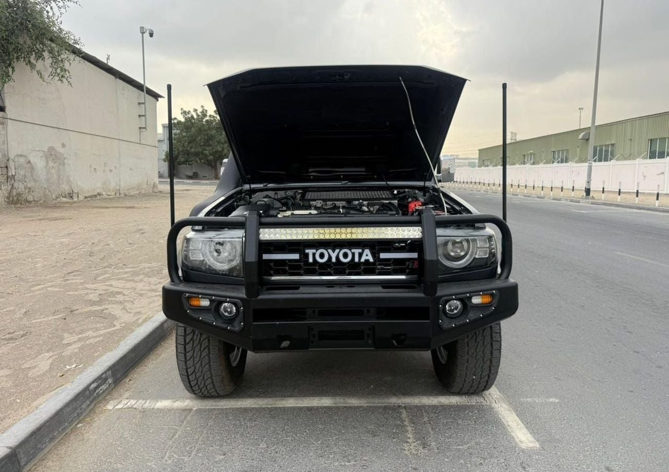 Toyota Land Cruiser Pick Up GXL RIGHT HAND DOUBLE CABIN 2019 MODEL DIESEL 4.5L ONLY FOR EXPORT