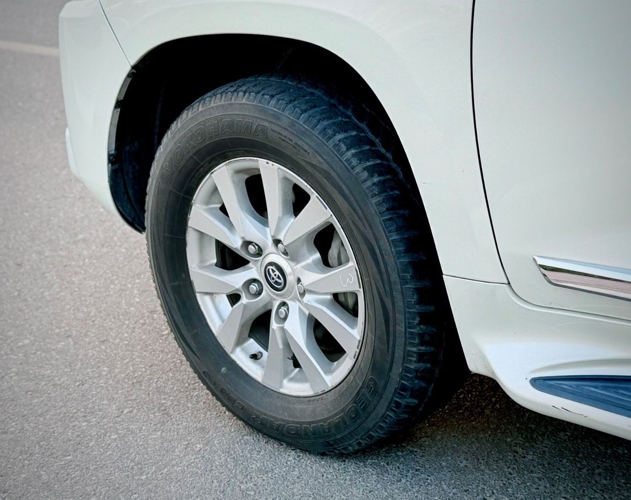 تويوتا لاند كروزر 2020 Model LHD DIESEL ENGINE FULL OPTION