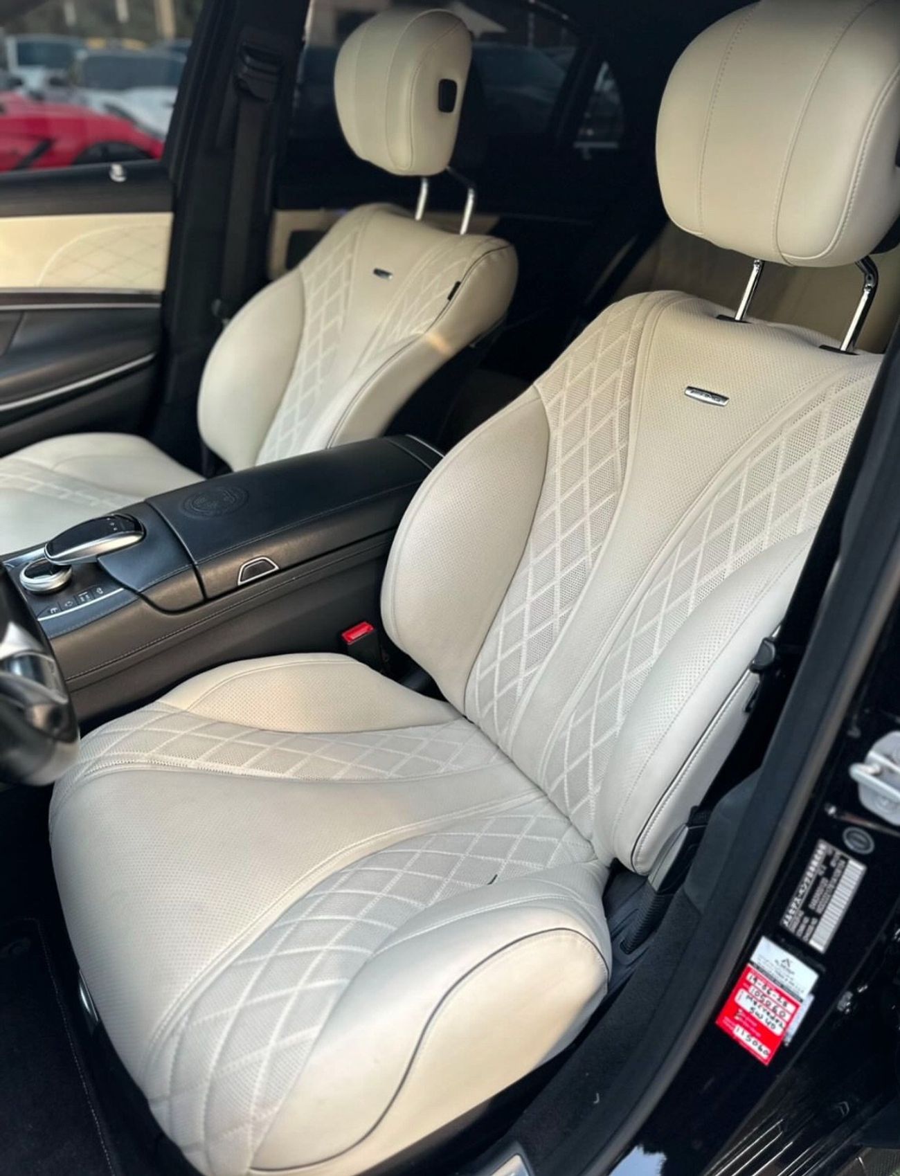 Mercedes-Benz S 63 AMG Std 5.5L MERCEDES BENZ AMG S63 2016 Japan import (clean title) Perfect condition 6 buttons full opti