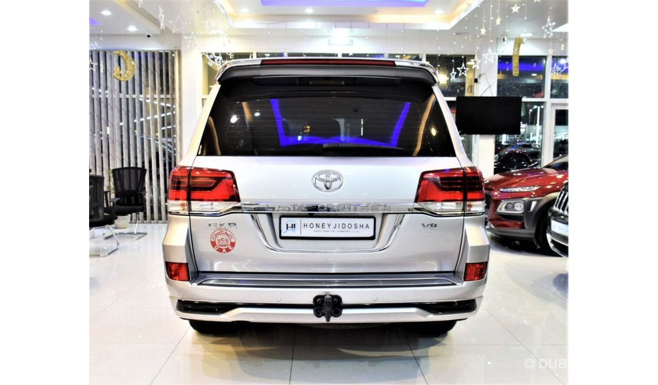 تويوتا لاند كروزر ONLY 35000KM! FULL SERVICE HISTORY!! AMAZING Toyota Land Cruiser G.X.R 2016 Model! Silver Color GCC