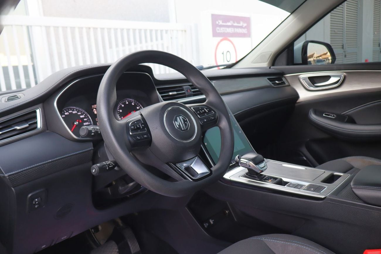 أم جي RX5 LUXURY