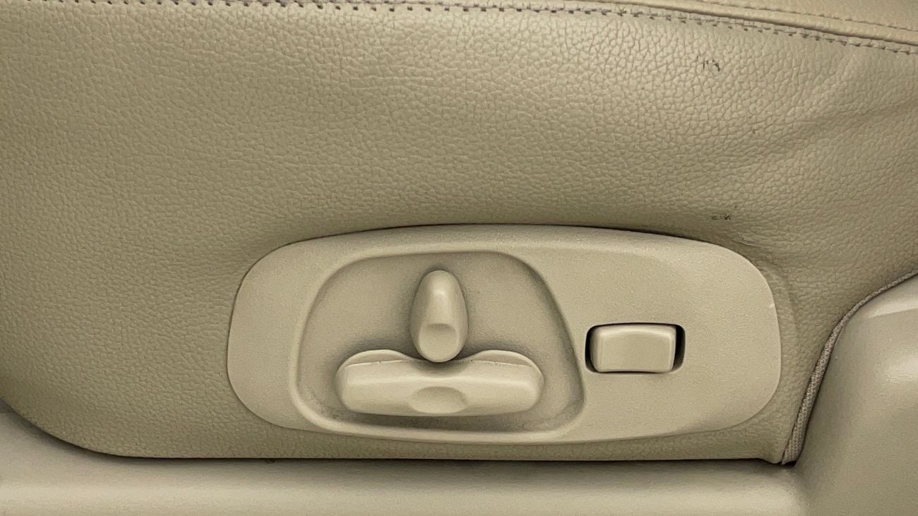 Mitsubishi Pajero GLS Highline 3.8L (274 HP) 2017 GLS HIGHLINE | AED 1228/Month | 0 DP | 30 Day Return | Warranty | Se