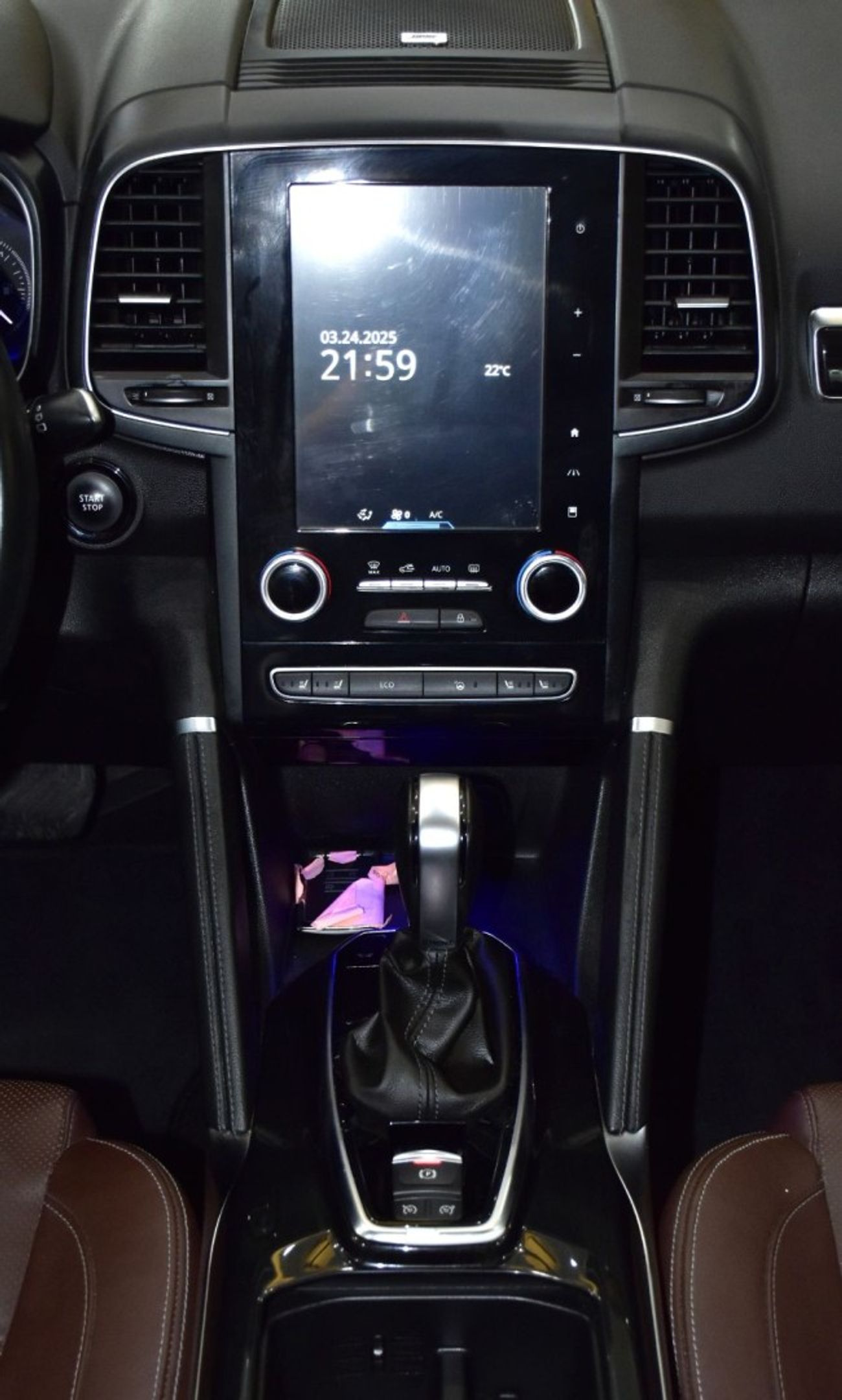 رينو كوليوس EXCELLENT DEAL for our Renault Koleos 4WD ( 2019 Model ) in Blue Color GCC Specs