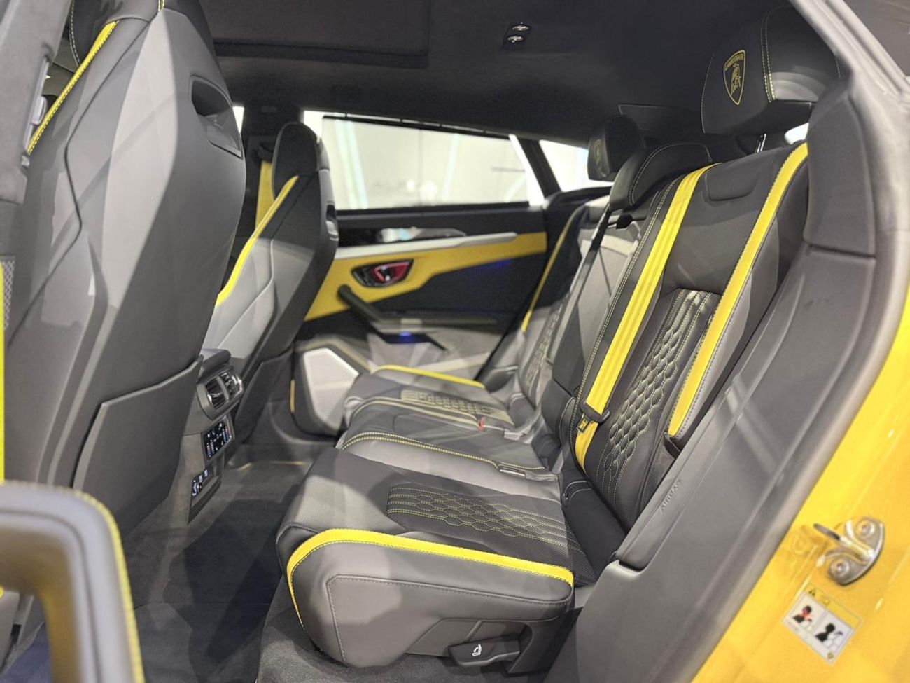 Lamborghini Urus 2025 LAMBORGHINI URUS SE BRAND NEW KOREAN SPECS FOR EXPORT STD 4.0T V8