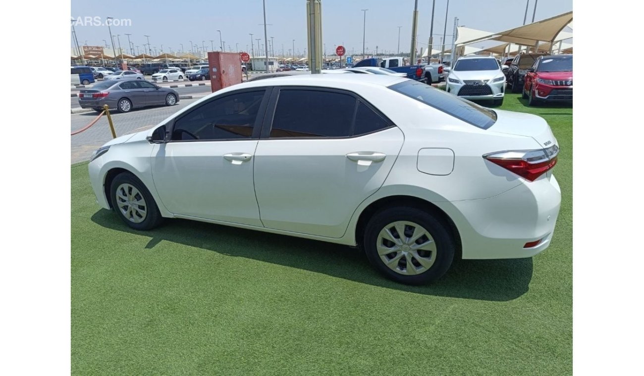 Toyota Corolla GLI Pre-owned Toyota Corolla for sale in Sharjah. White 2019 model, available at Rebou Najd Used Car